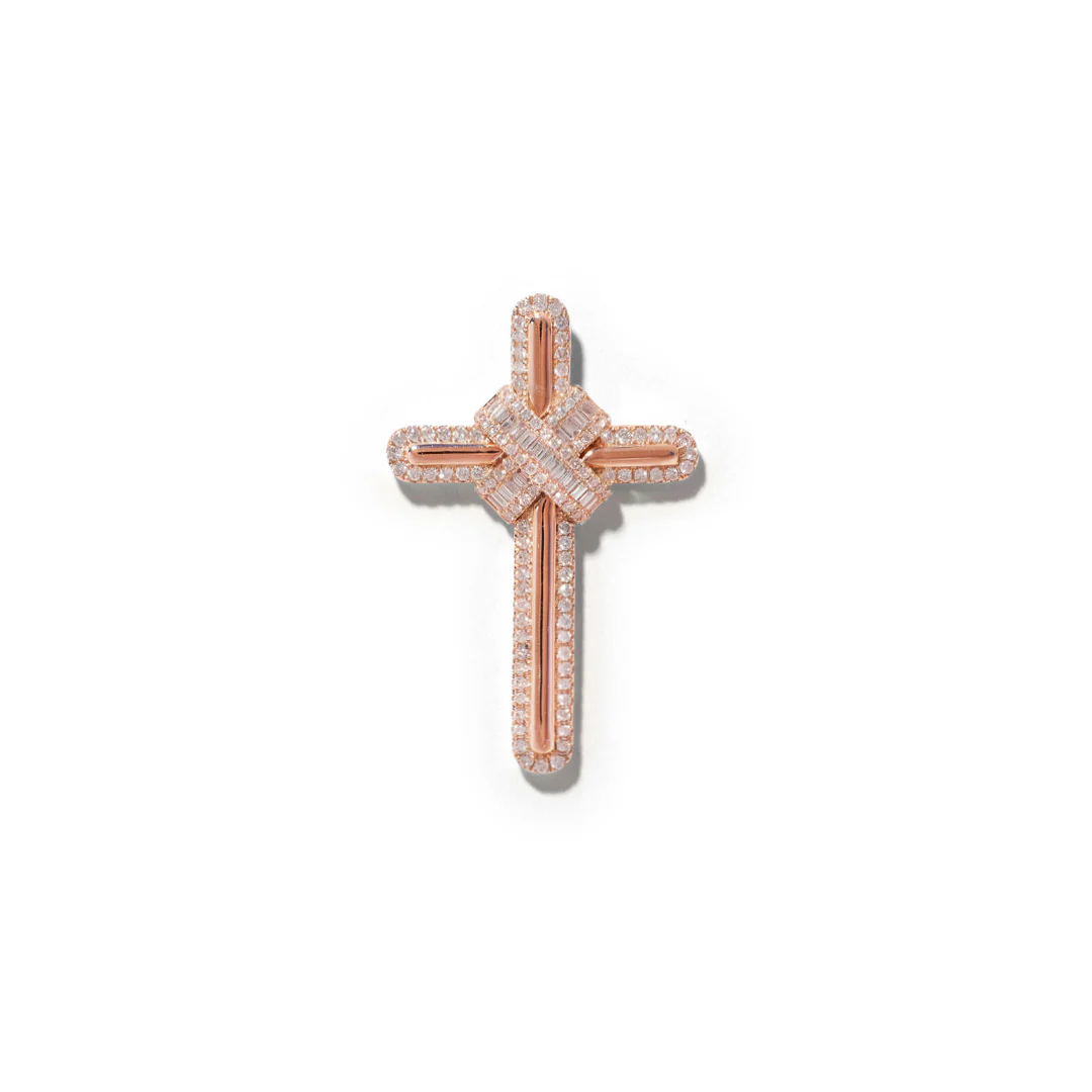 Maggie Cross - Image 2