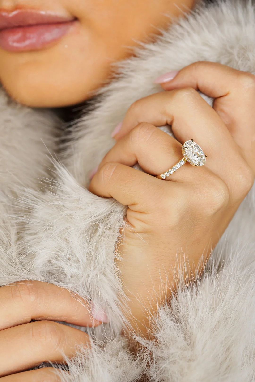 Solitaire Ring with Diamond Band - Image 3